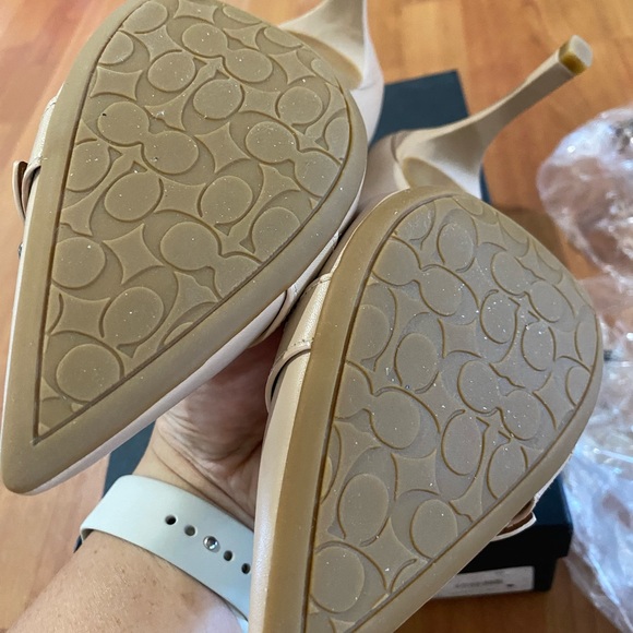NIB Authentic Coach waverly pump heels sz 9 - Picture 9 of 13